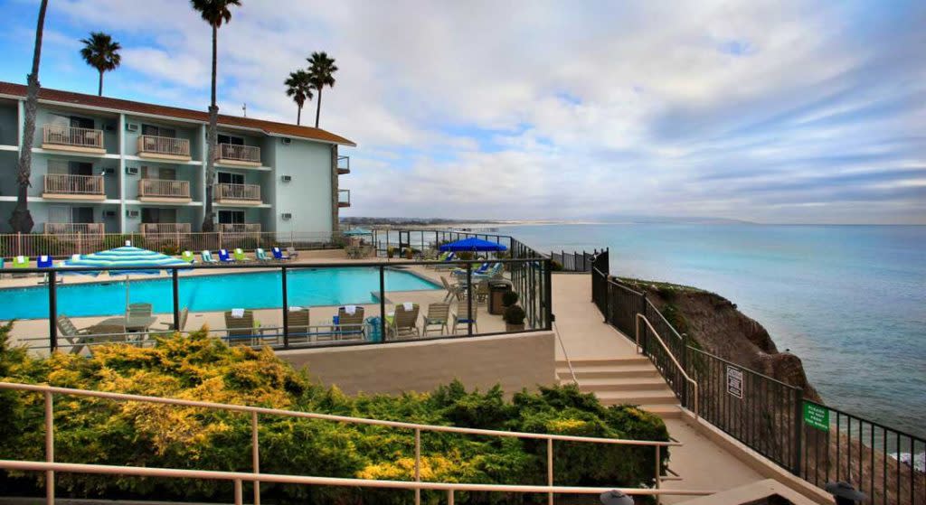 Shore Cliff Hotel