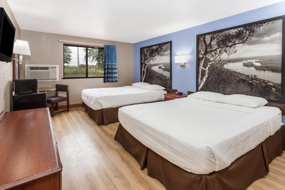 Super Wyndham