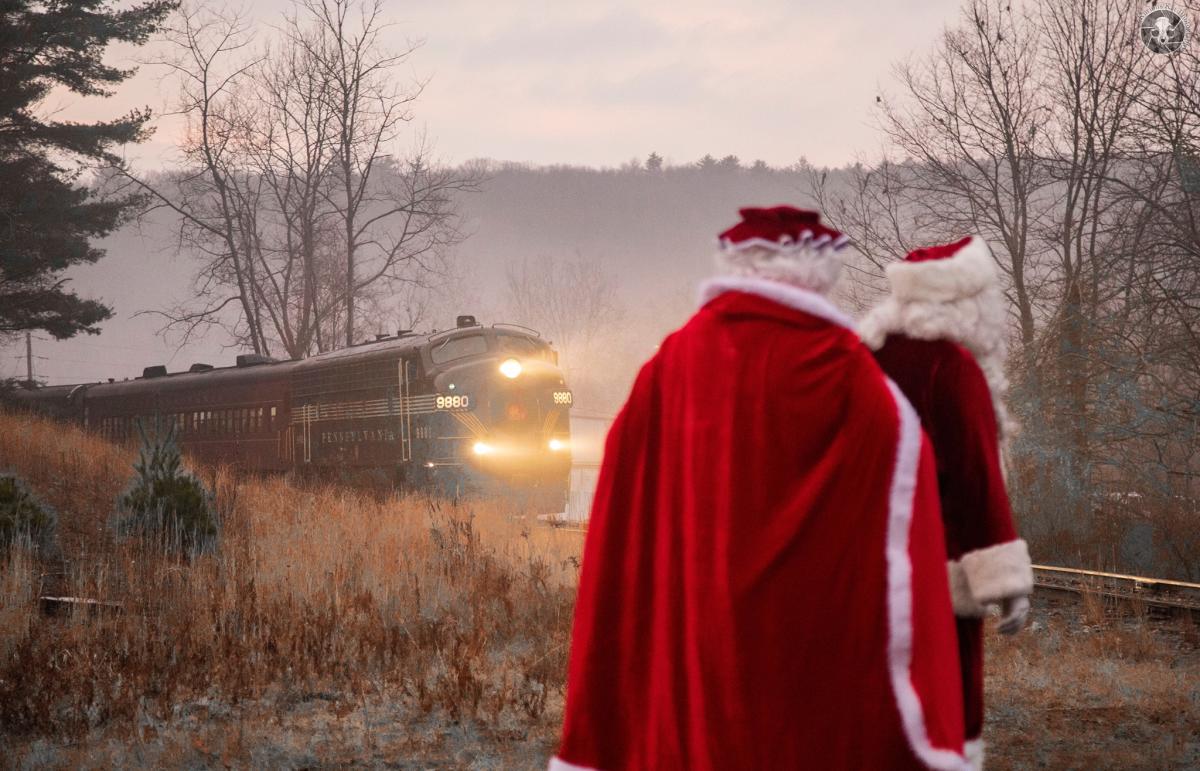 Honesdale Santa Christmas Tree Express The Stourbridge Line