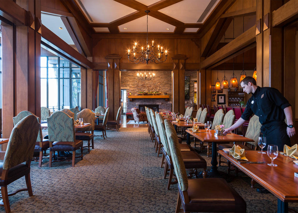 TREE Restaurant and Bar Hawley, PA 18428