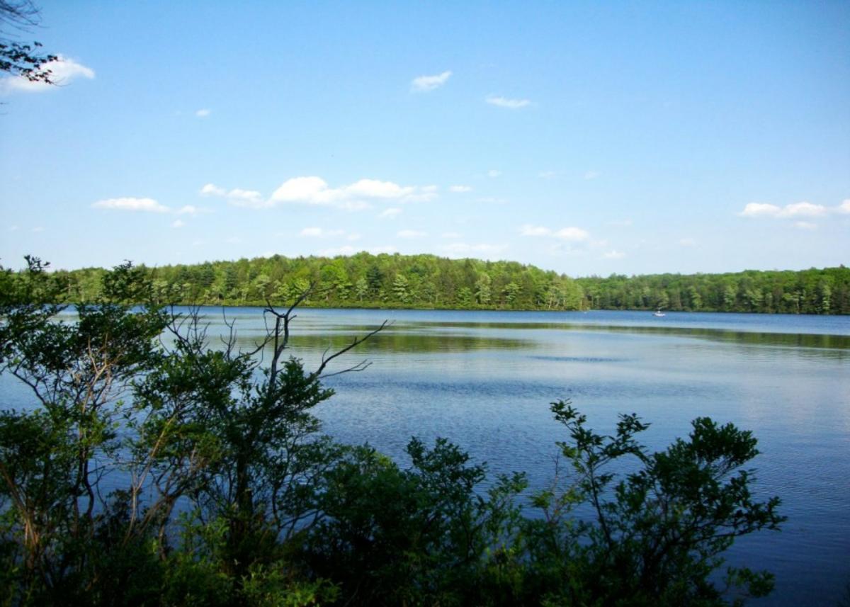 Lacawac Sanctuary - Hiking | Lake Ariel, PA 18436