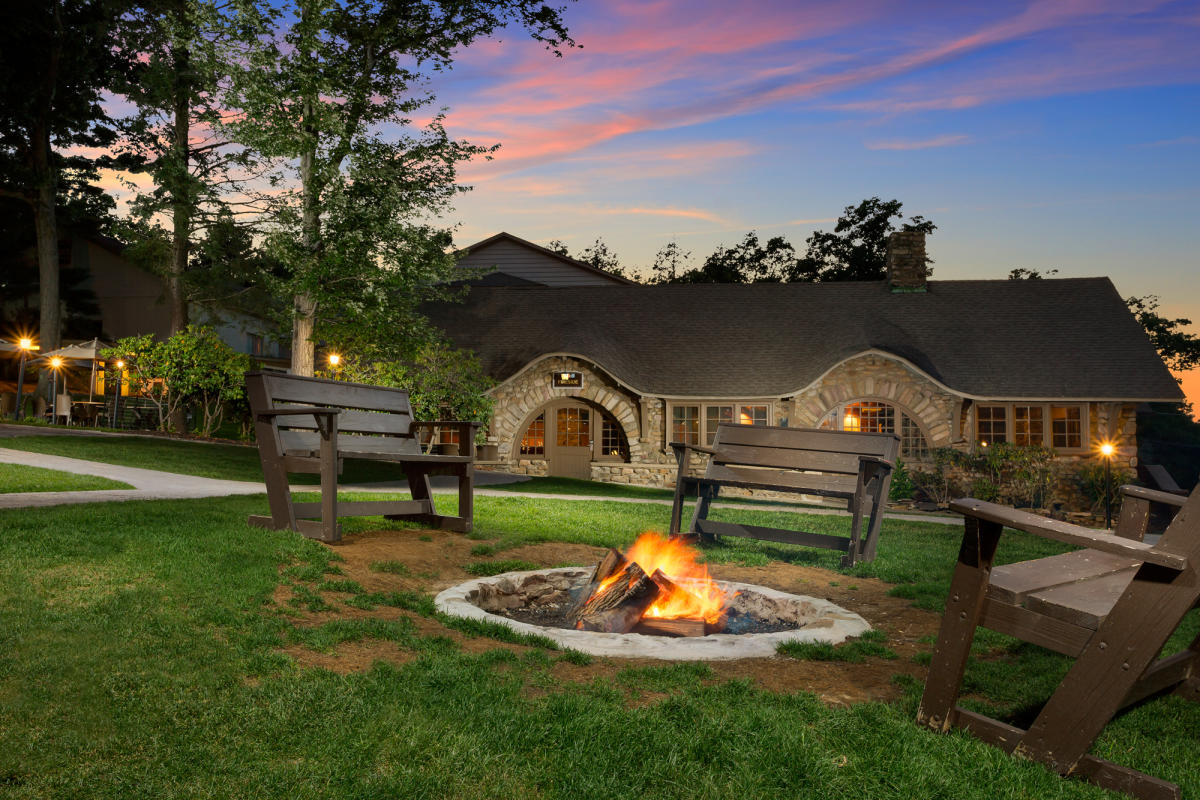 Pocono Manor Resort & Spa Pocono Manor, PA 18349 Poconos Resort