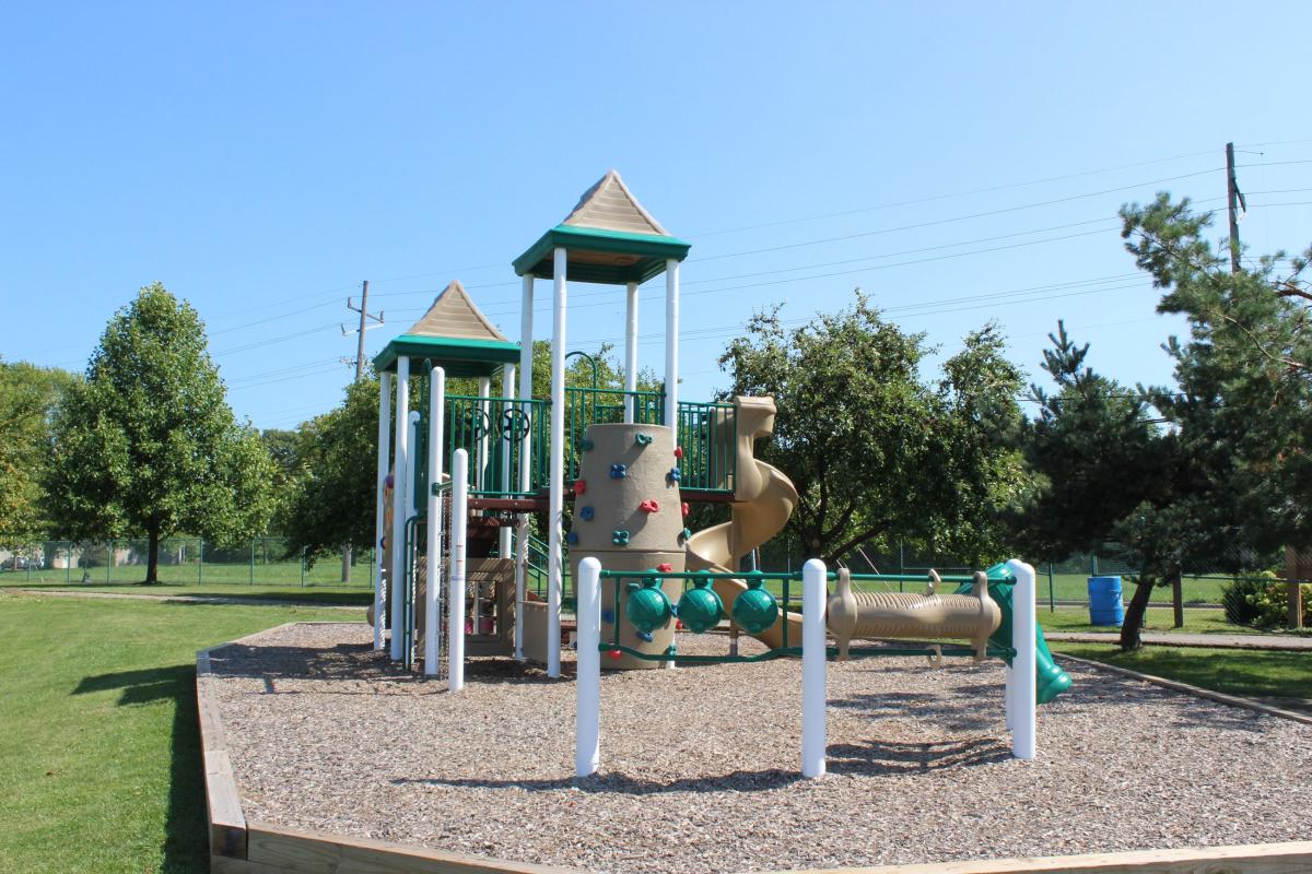 Fairgrounds Park/Butterfield Pavilion