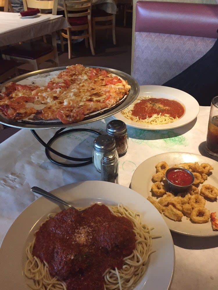 Villa Nova Pizzeria & Bistro