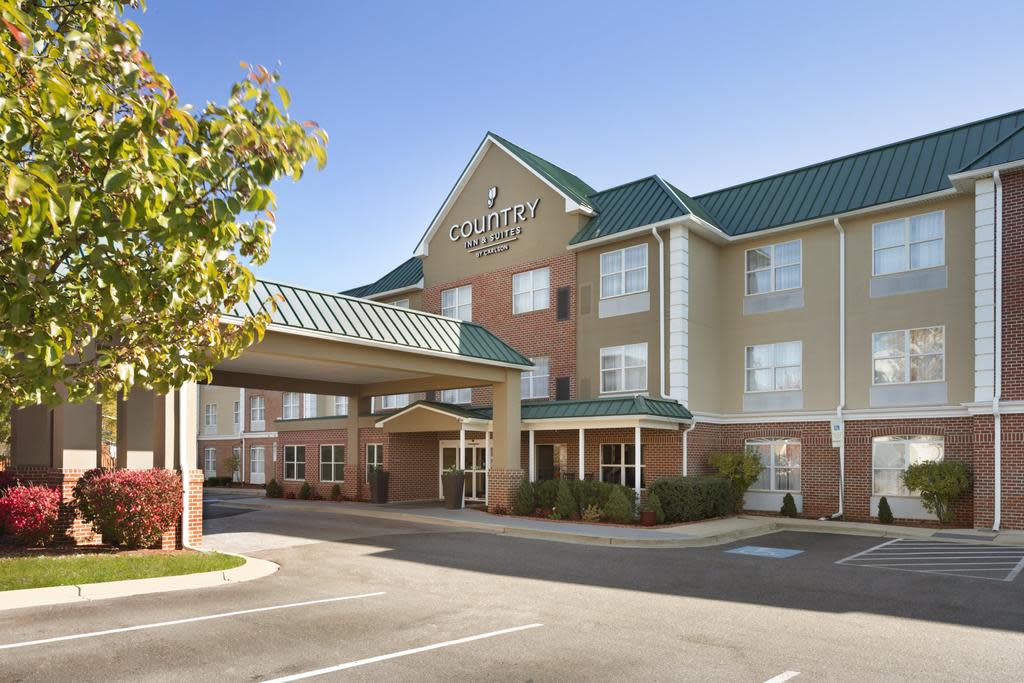 Country Inn Amp Suites By Radisson Camp Springs Jba