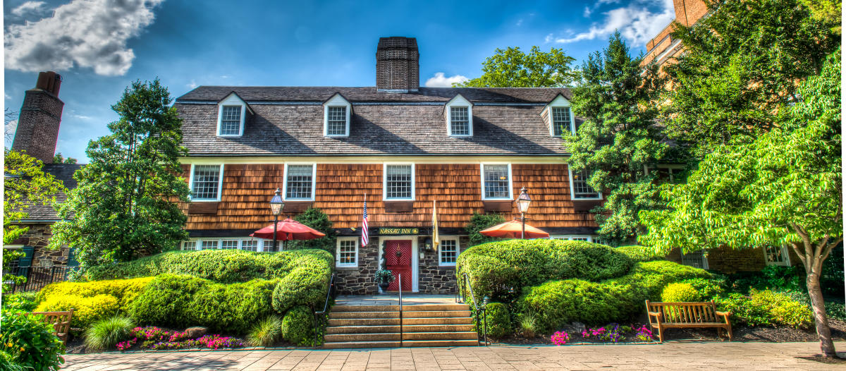 Yankee Doodle Tap Room At The Nassau Inn Princeton Nj