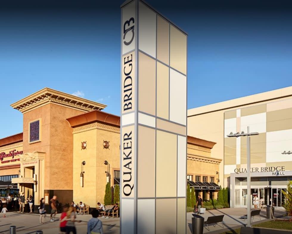 Quaker Bridge Mall Lawrenceville, NJ 08648