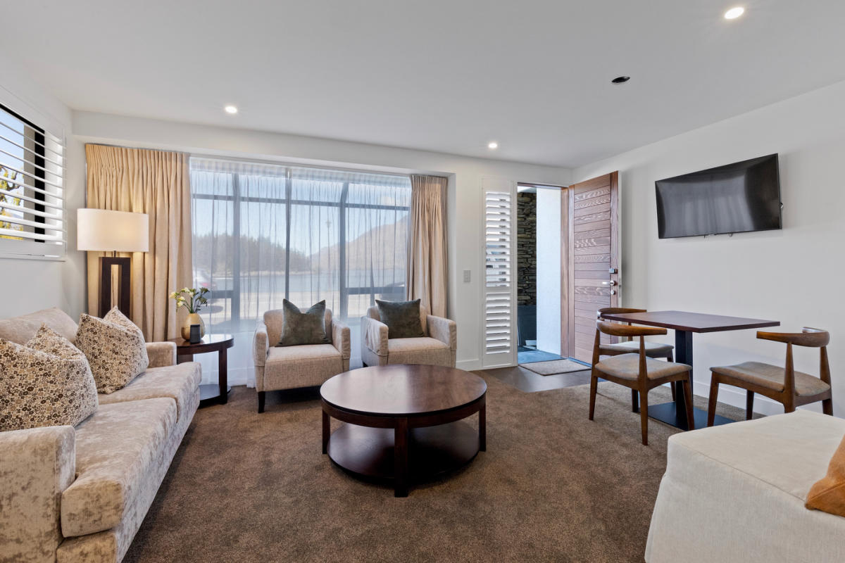 One bedroom apartment Queenstown House Lakeside Luxury Apartments