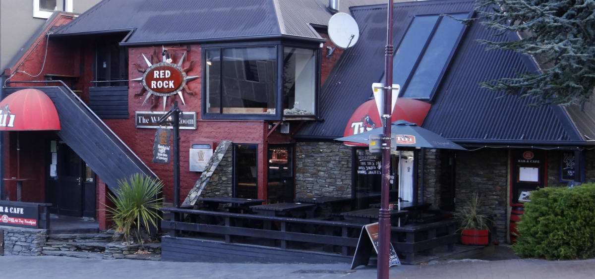 Red Rock Bar & Cafe Official Queenstown site