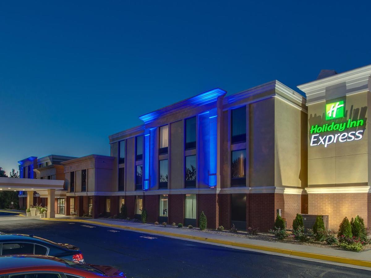 Holiday Inn Express Richmond Midlothian Turnpike