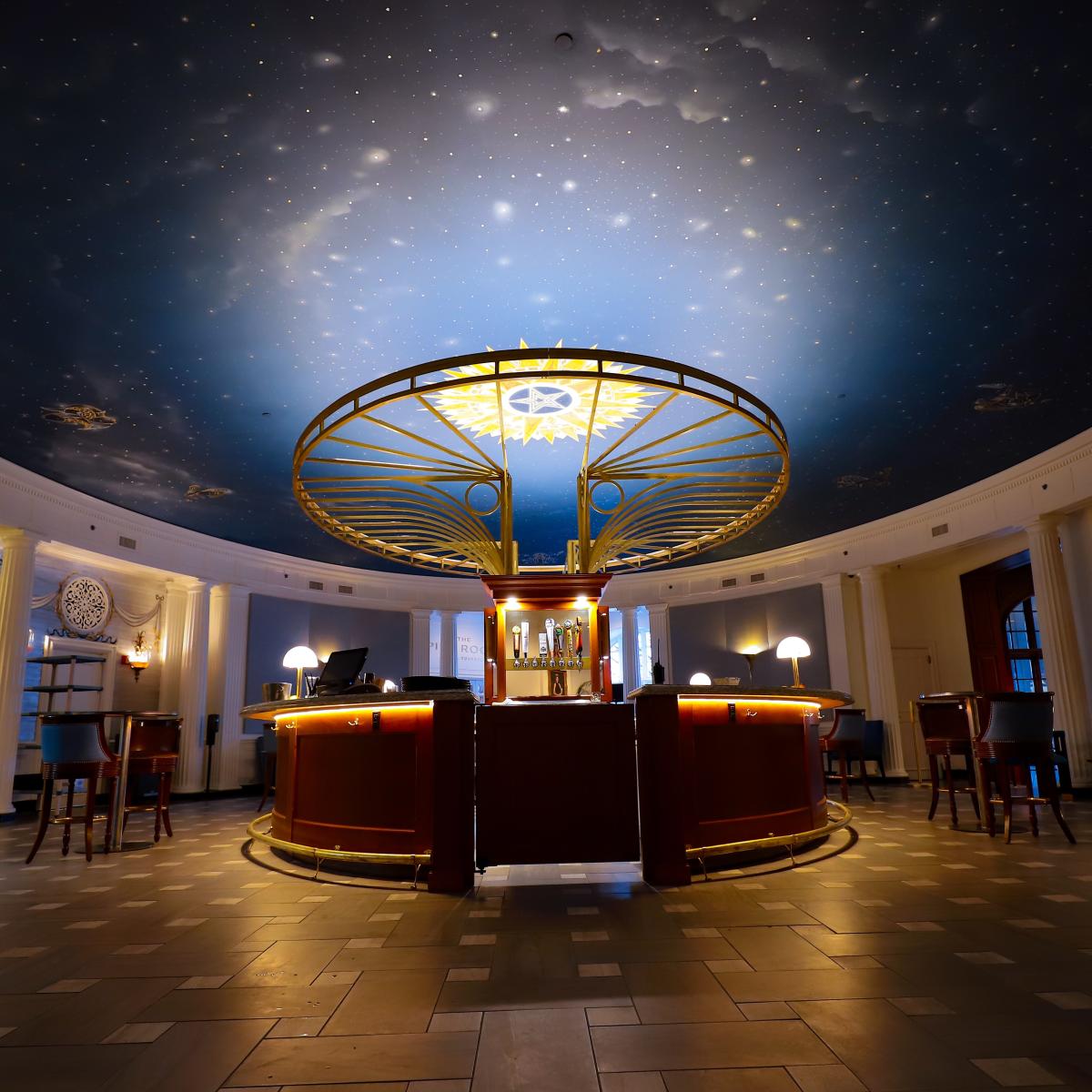 1882-lobby-bar-at-the-hotel-roanoke-conference-center-roanoke-va-24016