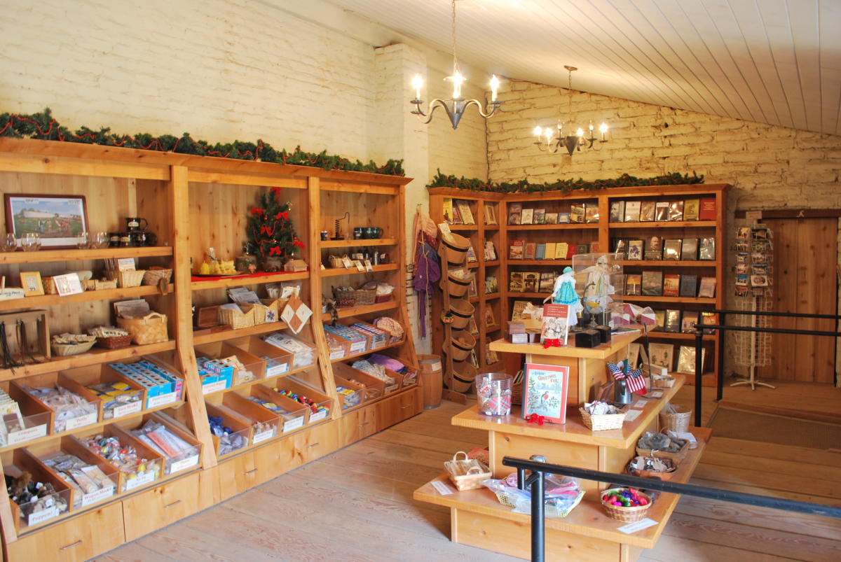 Blue Diamond Growers Gift Shop