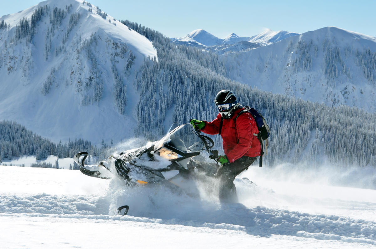 Snowmobile Adventures at Thousand Peaks