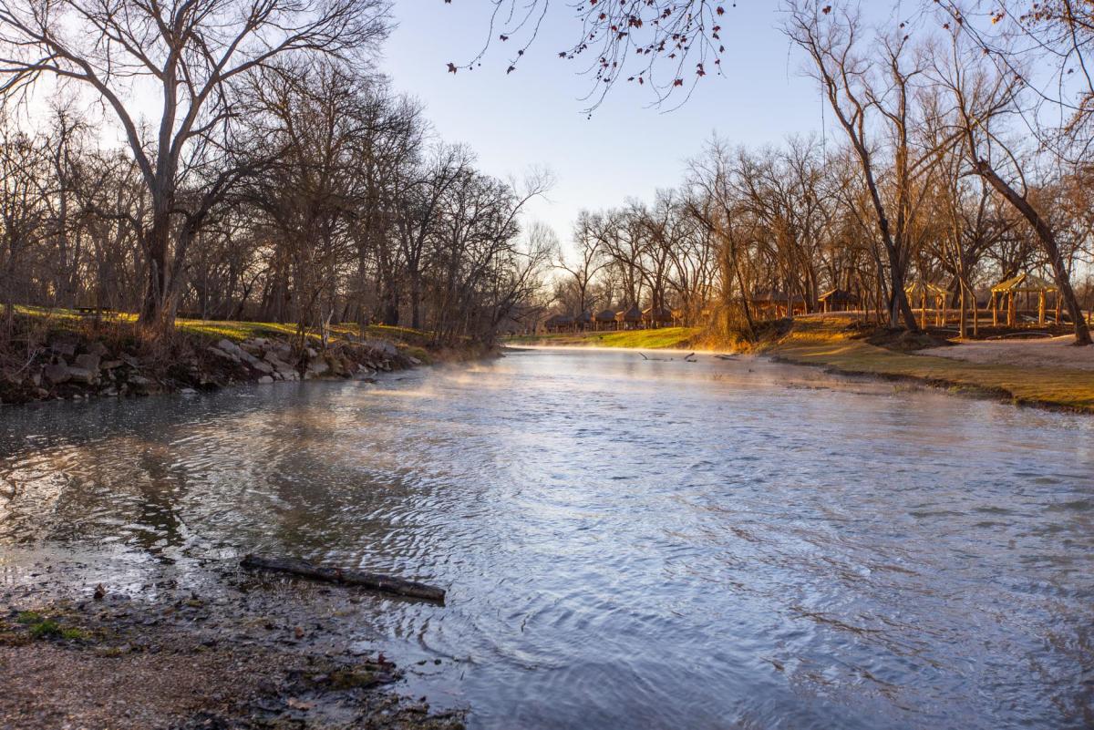 Leisure Resort on the San Marcos River Fentress, TX