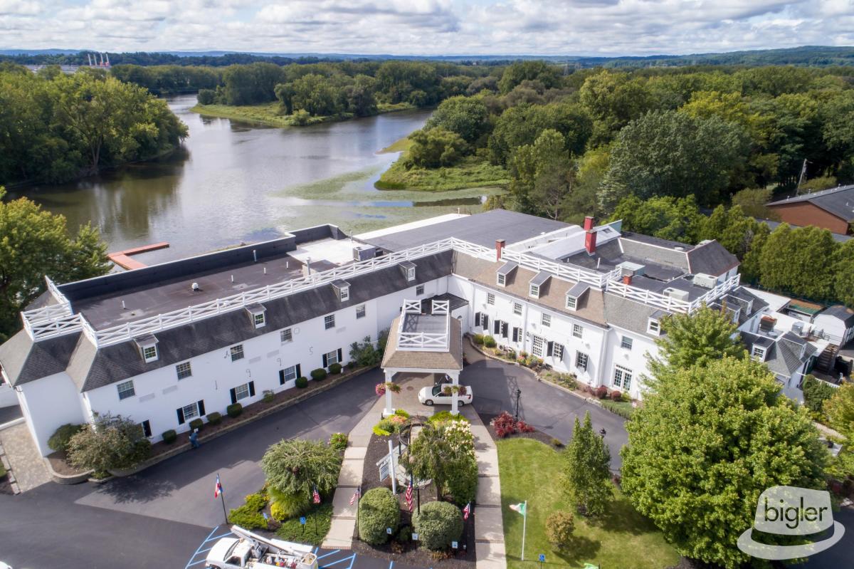 The Glen Sanders Mansion