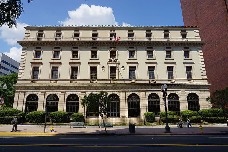 Shreve Memorial Library