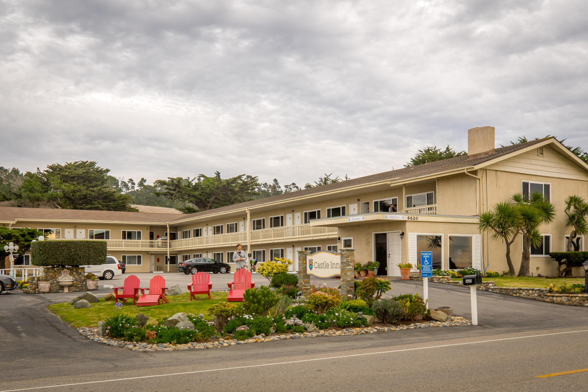 Castle Inn Cambria, CA 93428