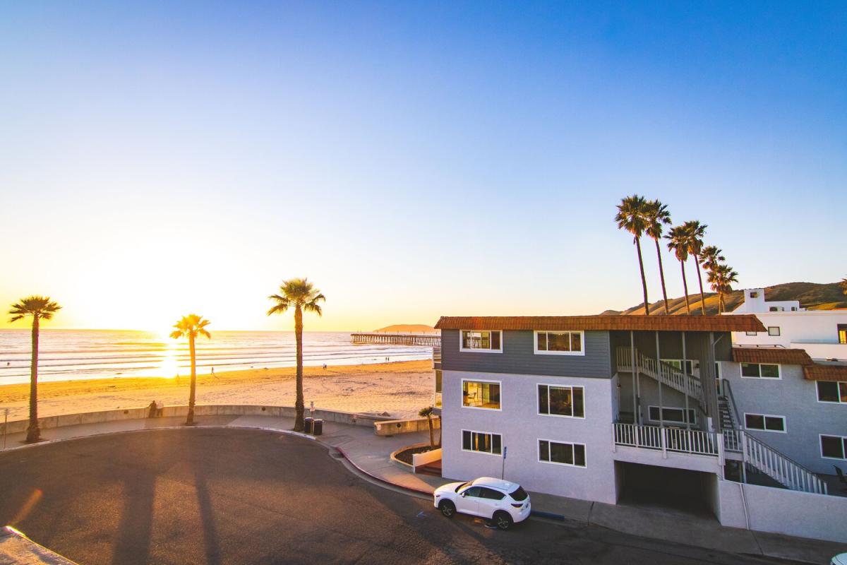 Pismo on the Beach Vacation Rentals | Pismo Beach, CA 93449