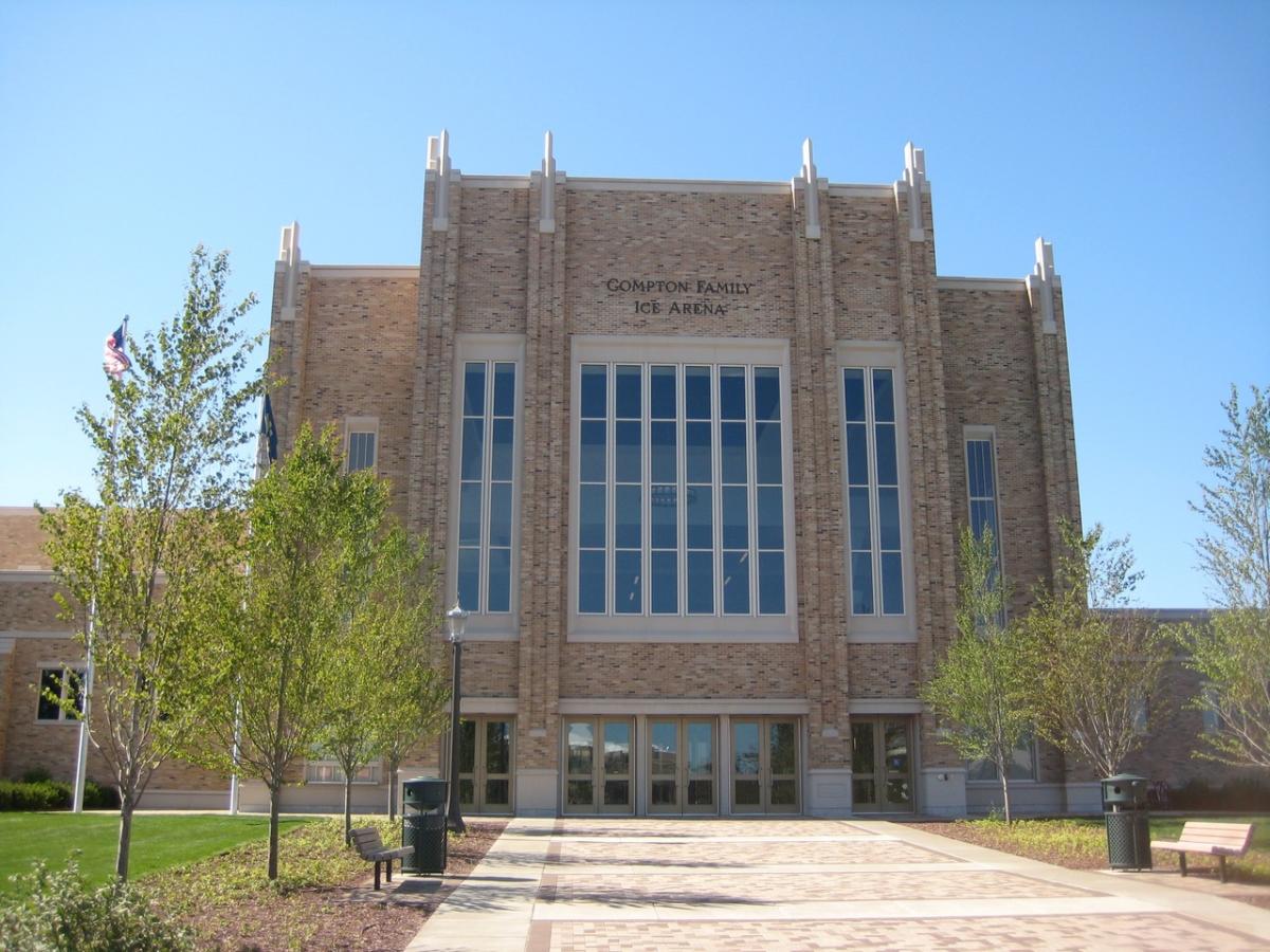Compton Family Ice Arena Notre Dame, IN 46556