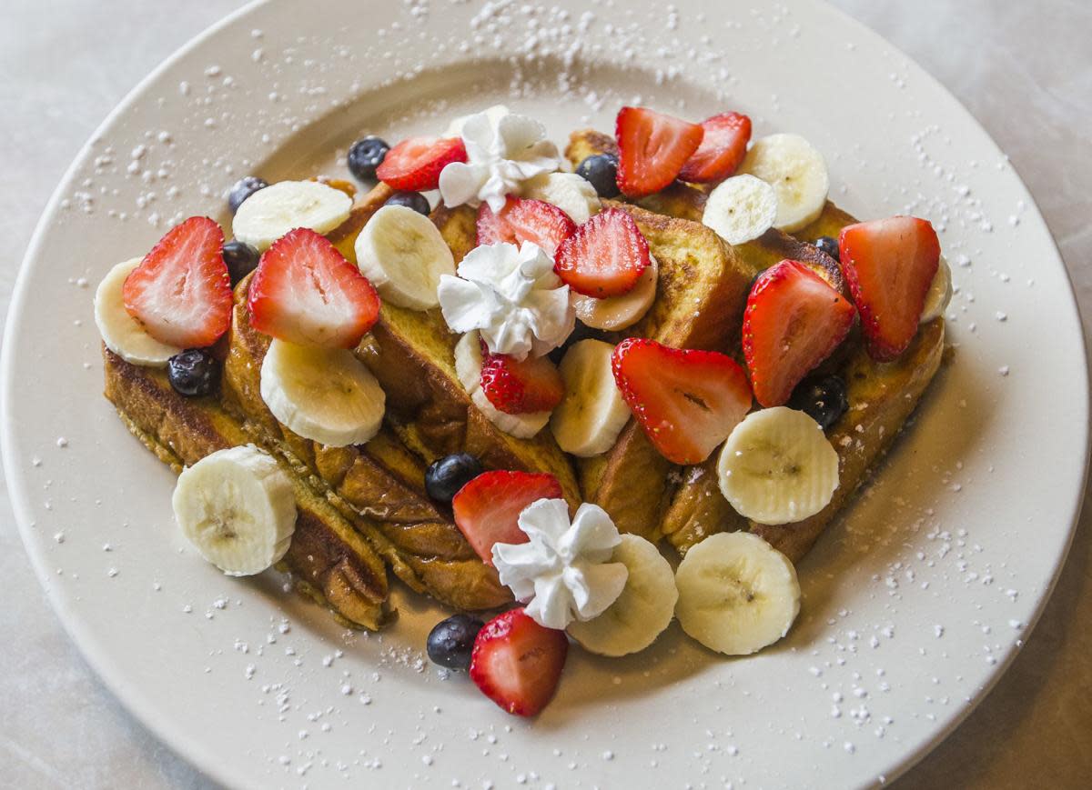 Nick's Patio Restaurant South Bend, IN 46635