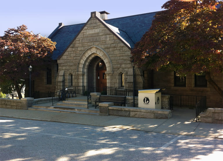 East Greenwich Free Library East Greenwich, RI 02818