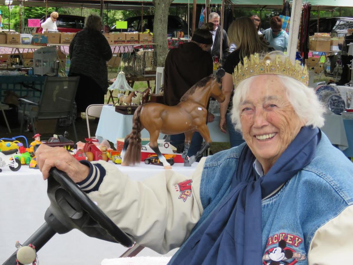 The General Stanton Inn Outdoor Weekend Flea Market
