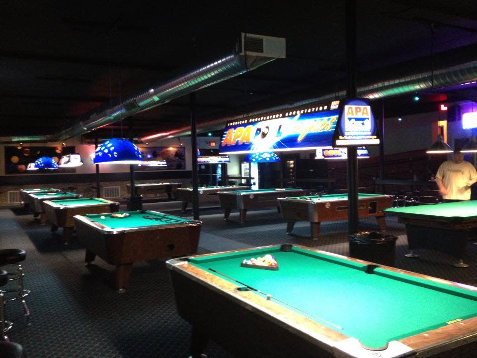 Griffith Billiards/Doc's Lounge