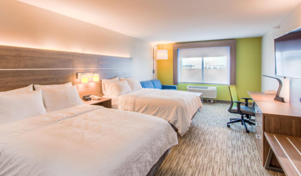 Holiday Inn Express & Suites Remington Remington, IN 47977