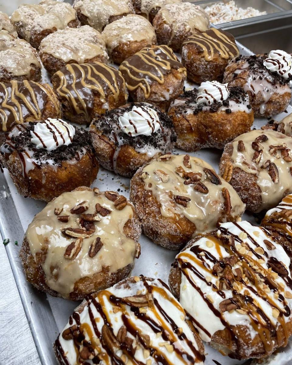 Parlor Doughnuts - Valparaiso
