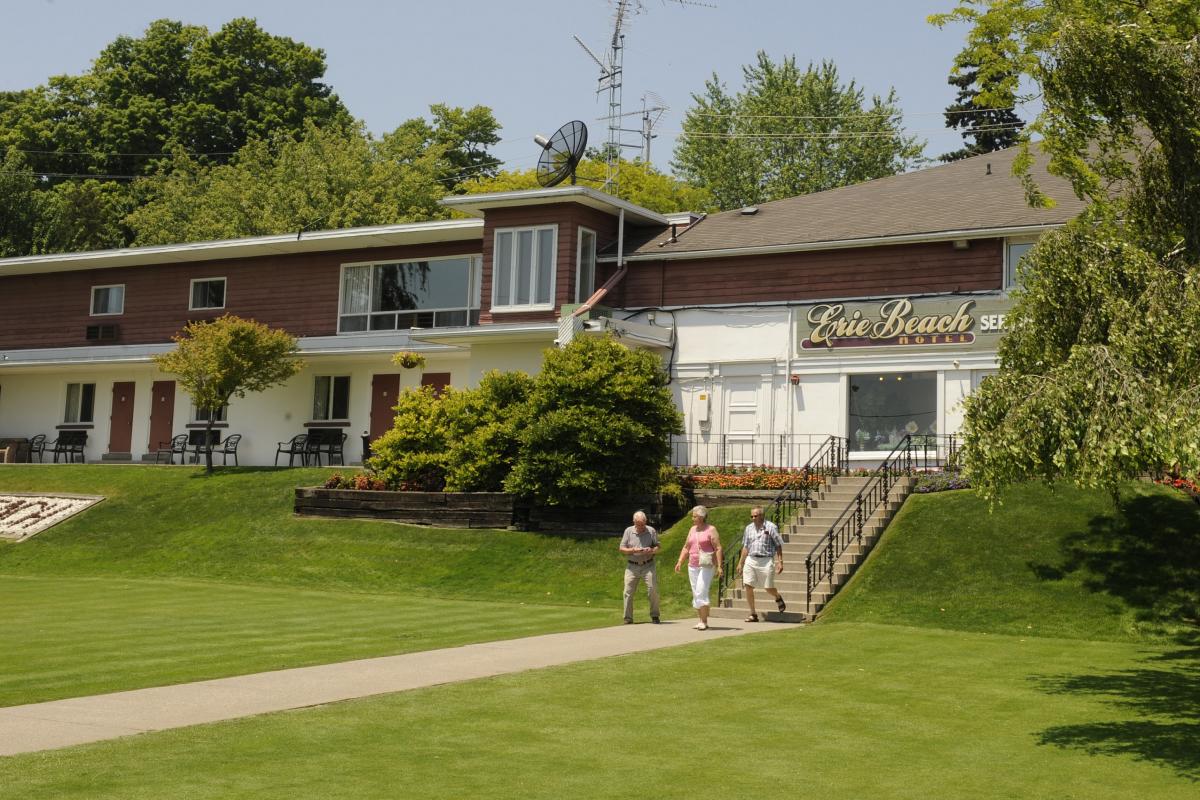 Erie Beach Hotel & Restaurant Erie Beach Hotel & Restaurant
