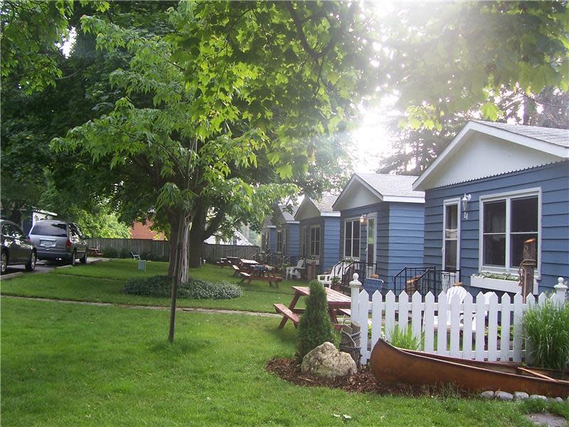 Wilson Family Cottages Heritage Inns Ontario Canada Wilson Family Cottages Heritage Inns Ontario Canada