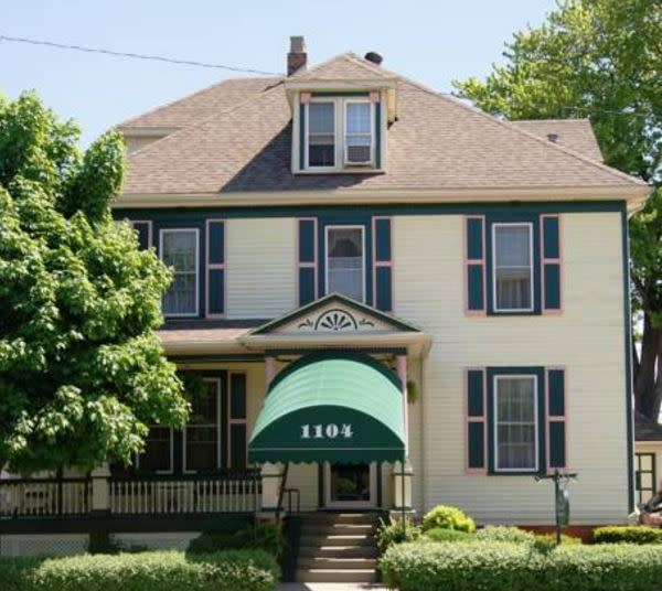 Ye Olde Walkerville Bed & Breakfast