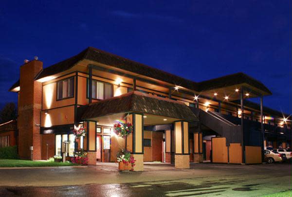 Rabbit Ears Motel Hotels And Motels Steamboat Springs Co