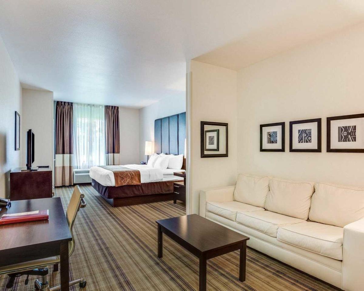 Comfort Suites Mandeville Mandeville La 70471