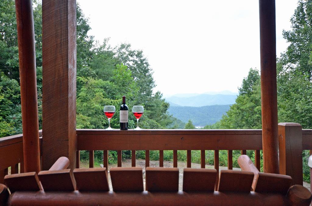 Watershed Cabins Fontana View Retreat
