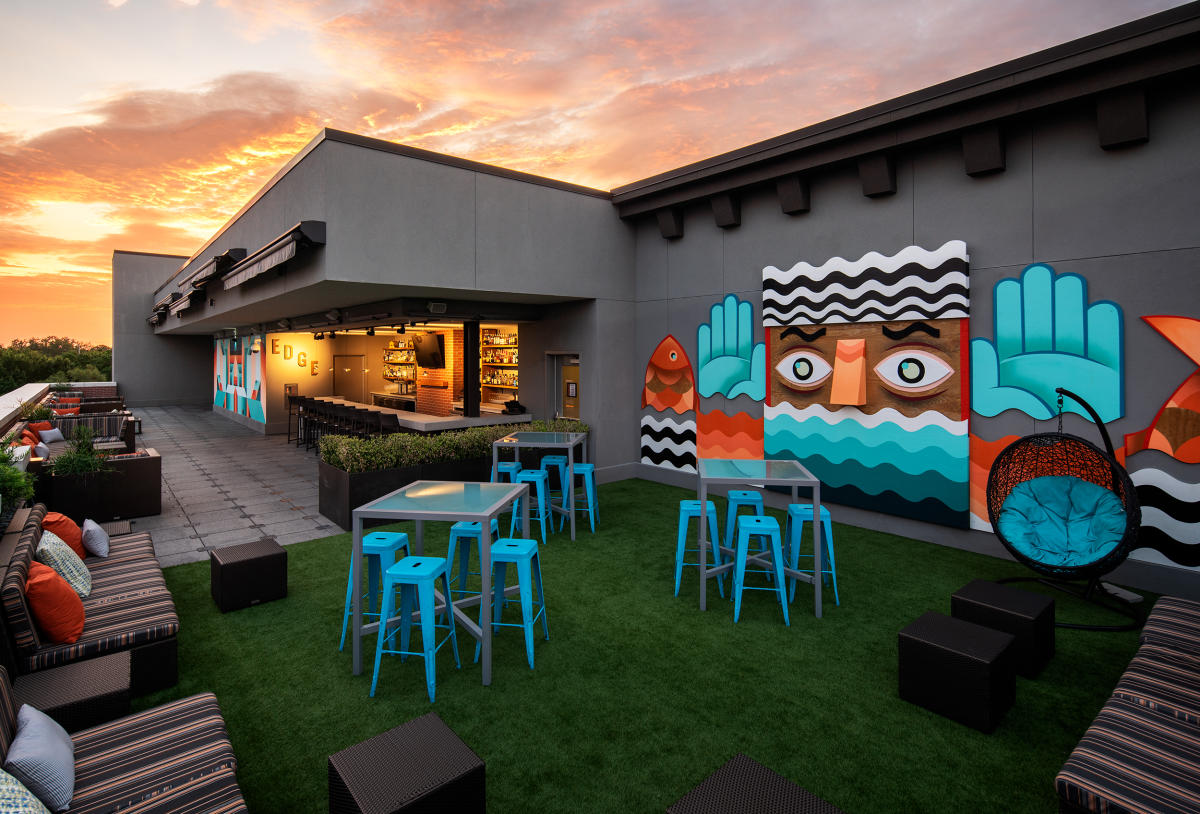 EDGE Rooftop Cocktail Lounge