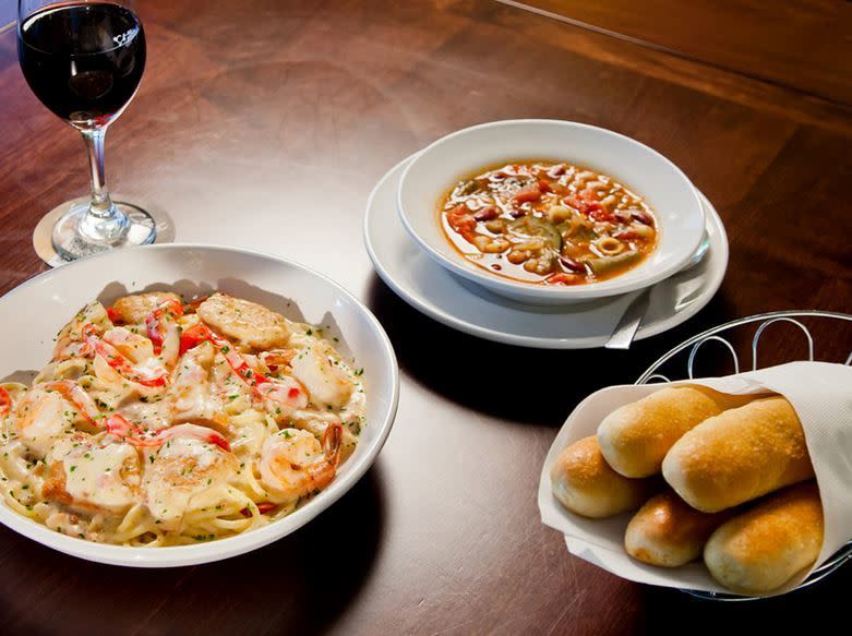 call olive garden in spanish fork