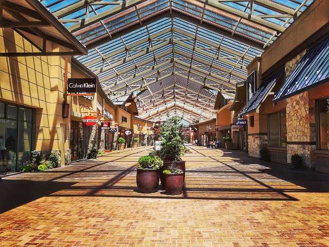 traverse mountain nike outlet