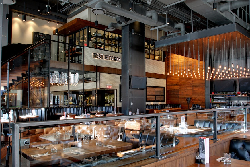earls kitchen and bar downtown toronto