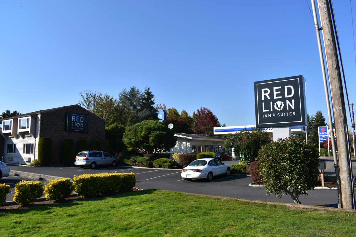 Red Lion Inn & Suites Vancouver