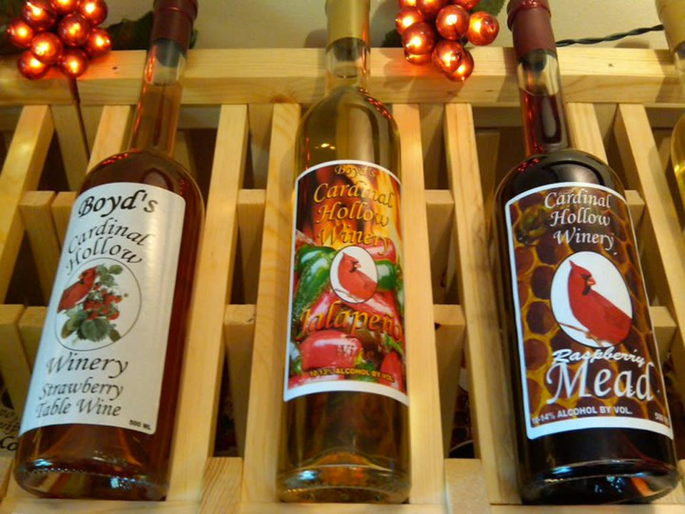 Boyd's Cardinal Hollow Winery