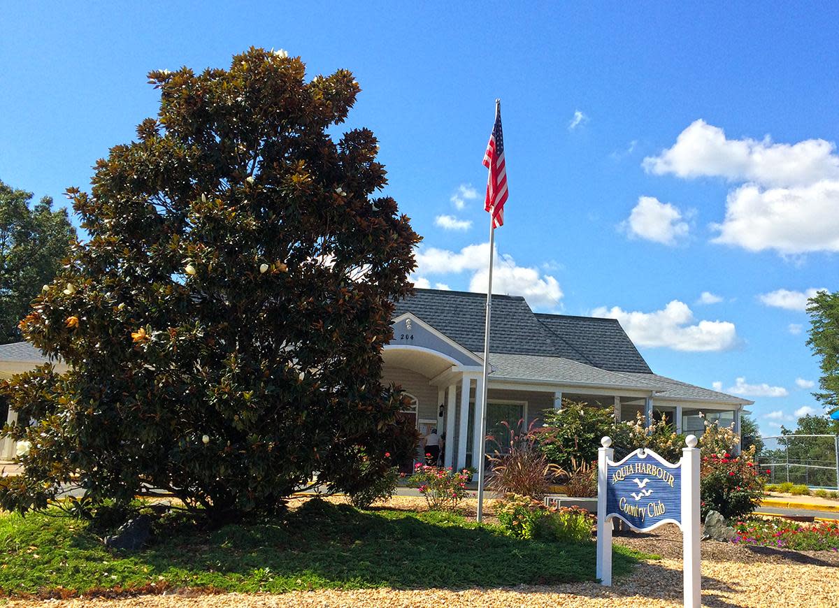 Clubhouse at Aquia Harbor