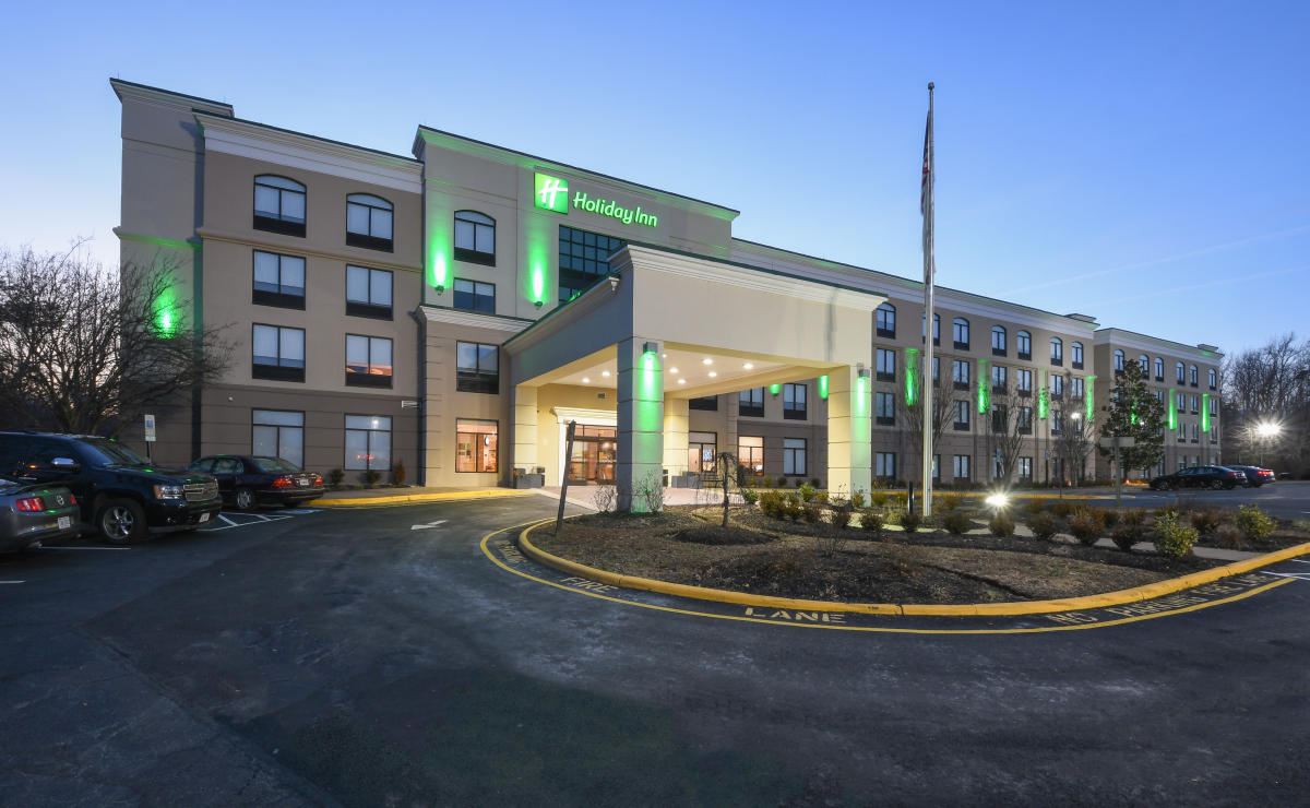 Holiday Inn & Conference Center