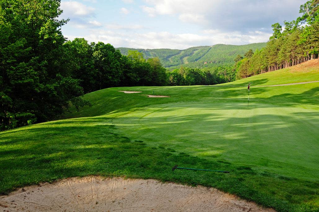Mountain Greens Golf Course