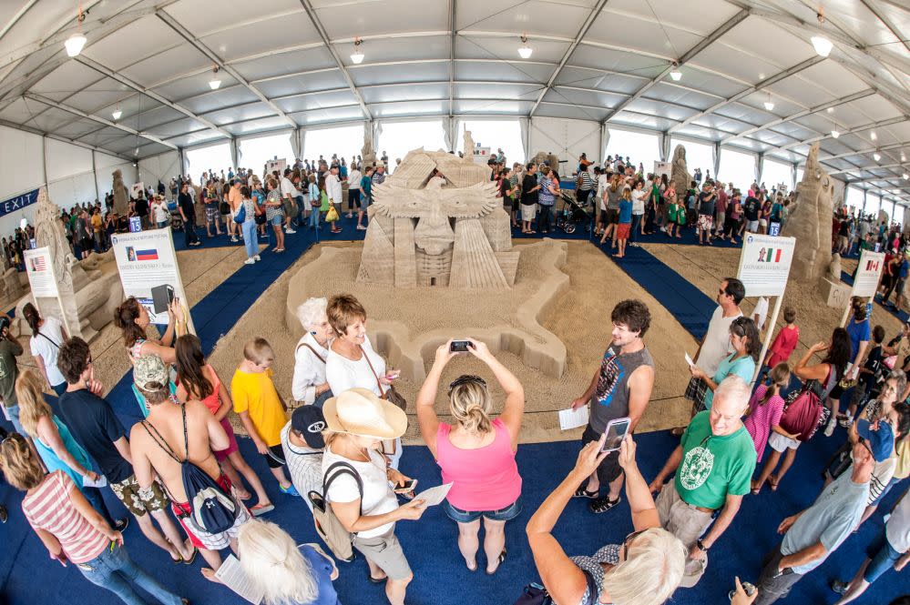 Neptune Festival INTERNATIONAL SANDSCULPTING CHAMPIONSHIP
