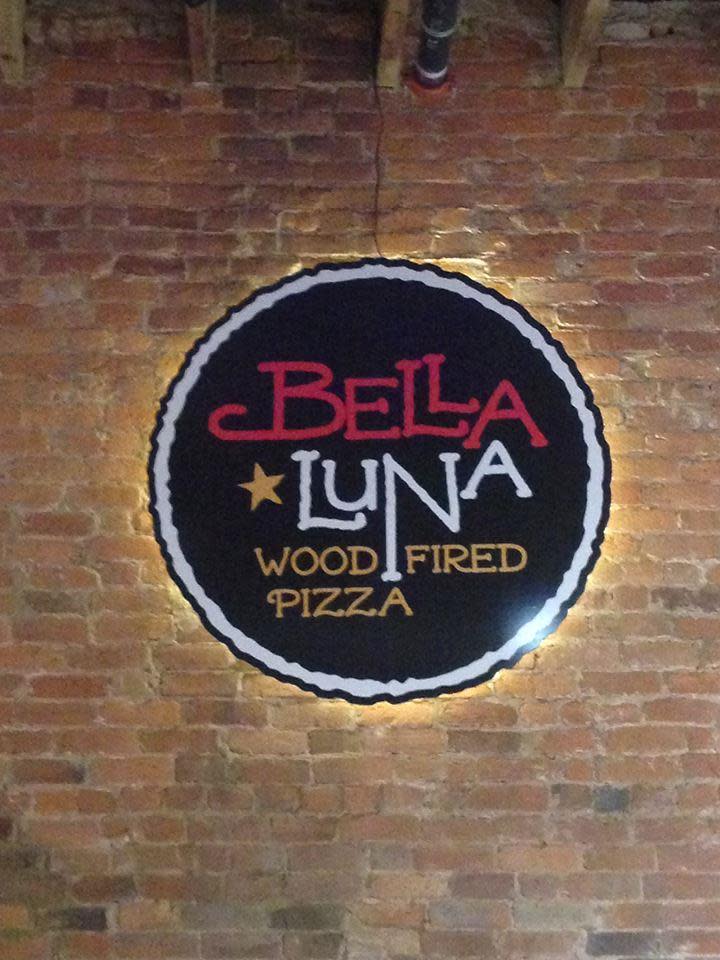 Bella Luna WoodFired Pizza