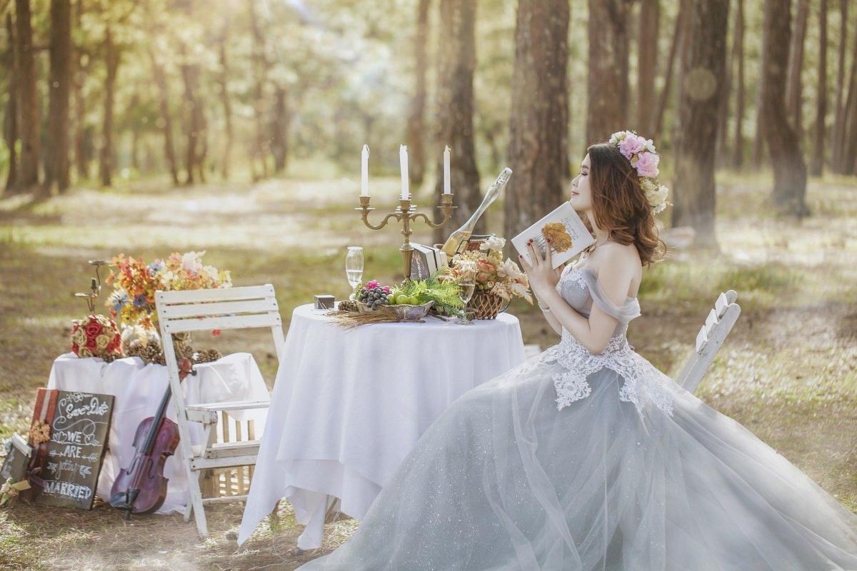 Romantic Getaway Maitre d'