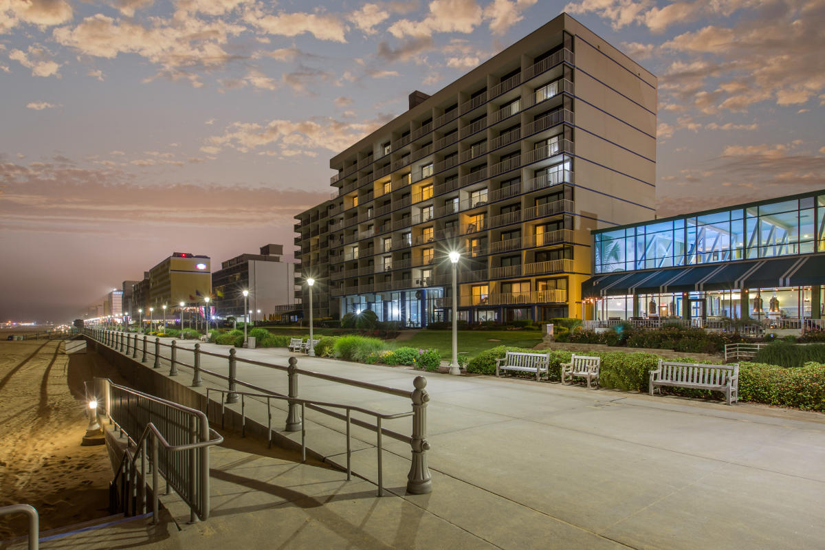 Comfort Inn Amp Suites Oceanfront