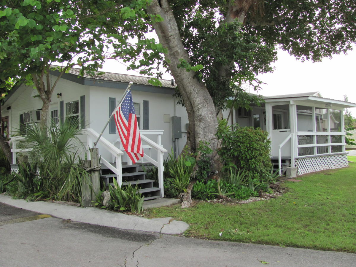 Parkway Motel and Marina in Chokoloskee VISIT FLORIDA