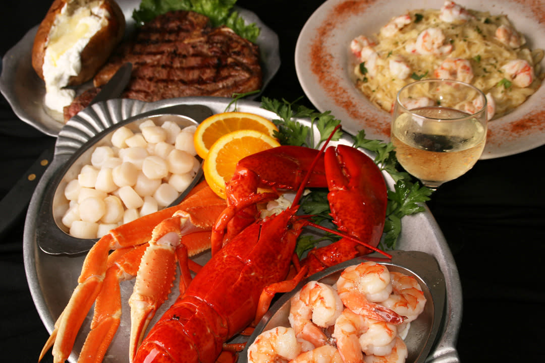 Dixie Crossroads Seafood Restaurant in Titusville VISIT FLORIDA